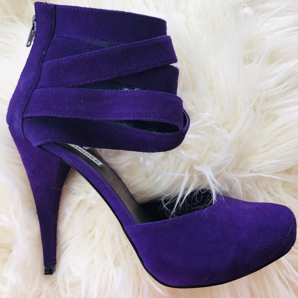 Steve Madden purple suede strappy heels